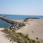 Faleza Nord Апартаменты Констанца