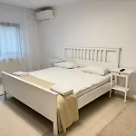 Апартаменты Faleza Nord *