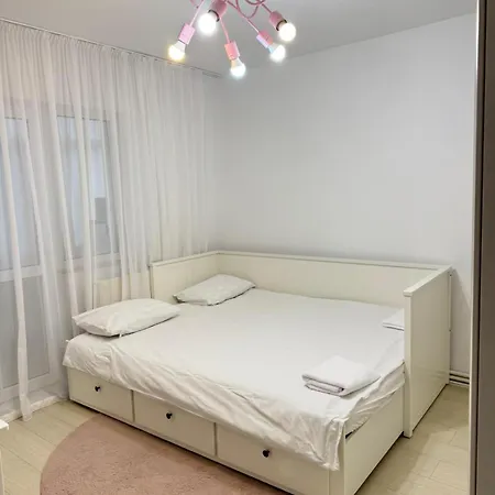 Faleza Nord Apartman *